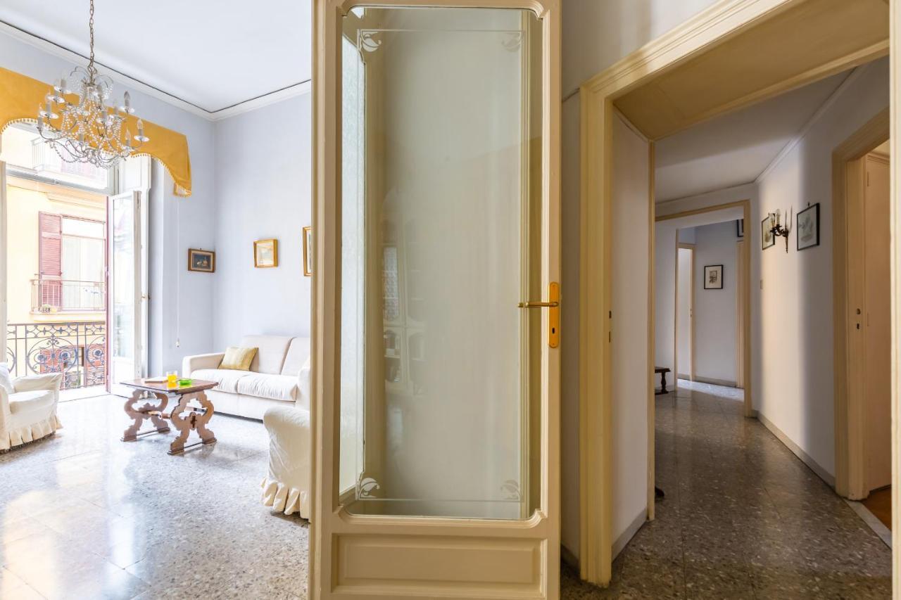 Rettifilo Family Apartment By Wonderful Italy Napoli Esterno foto