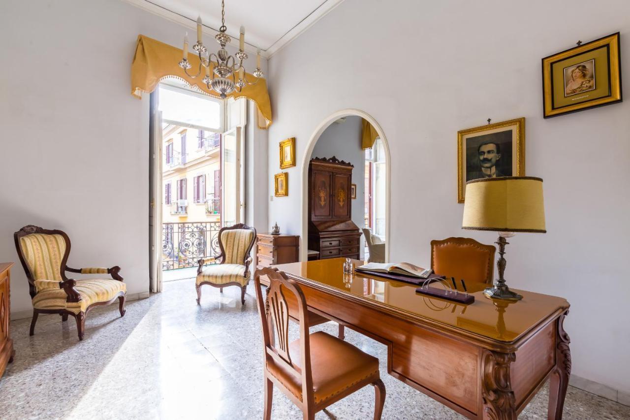 Rettifilo Family Apartment By Wonderful Italy Napoli Esterno foto