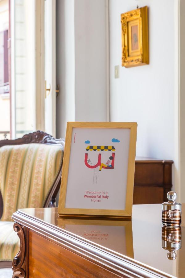 Rettifilo Family Apartment By Wonderful Italy Napoli Esterno foto