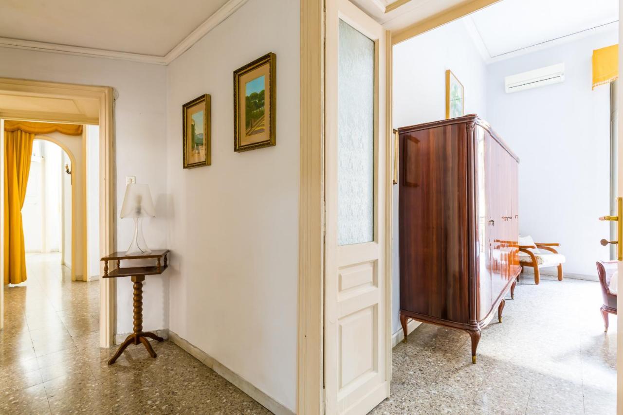 Rettifilo Family Apartment By Wonderful Italy Napoli Esterno foto